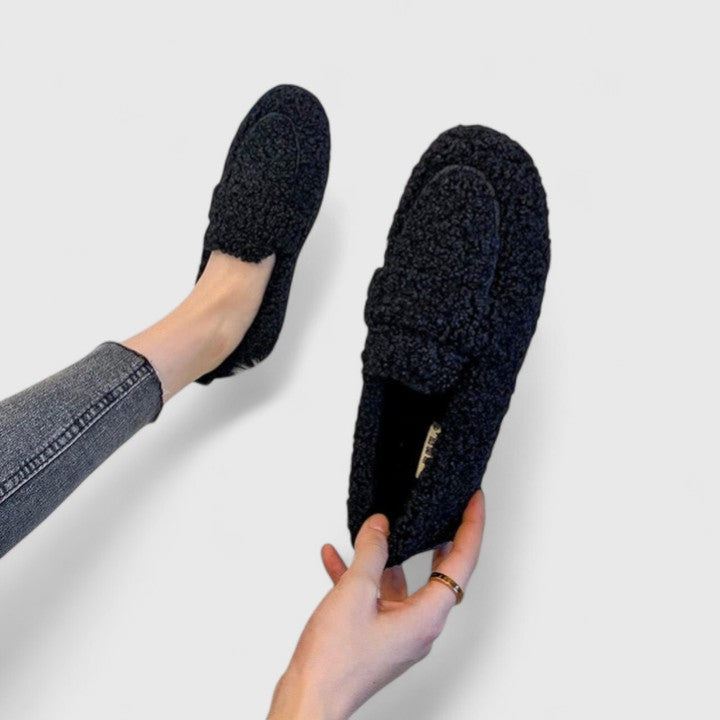 Nora | Varmende slippers med elegant design