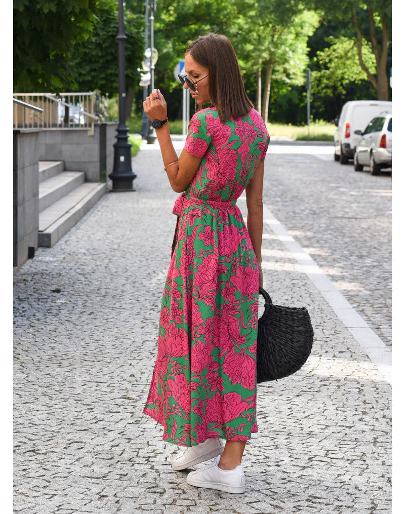 Nora | Elegant kjole med V-udskæring