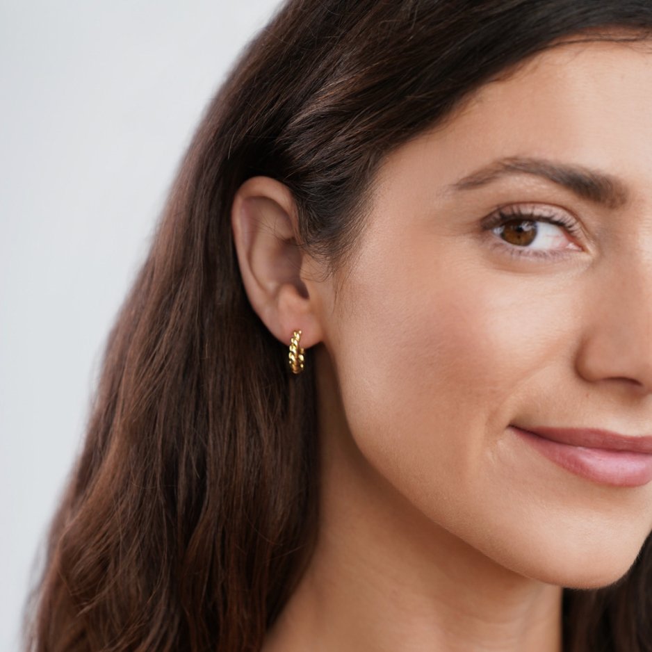 Luna Elegante Snoede Øreringe | 14k Guld