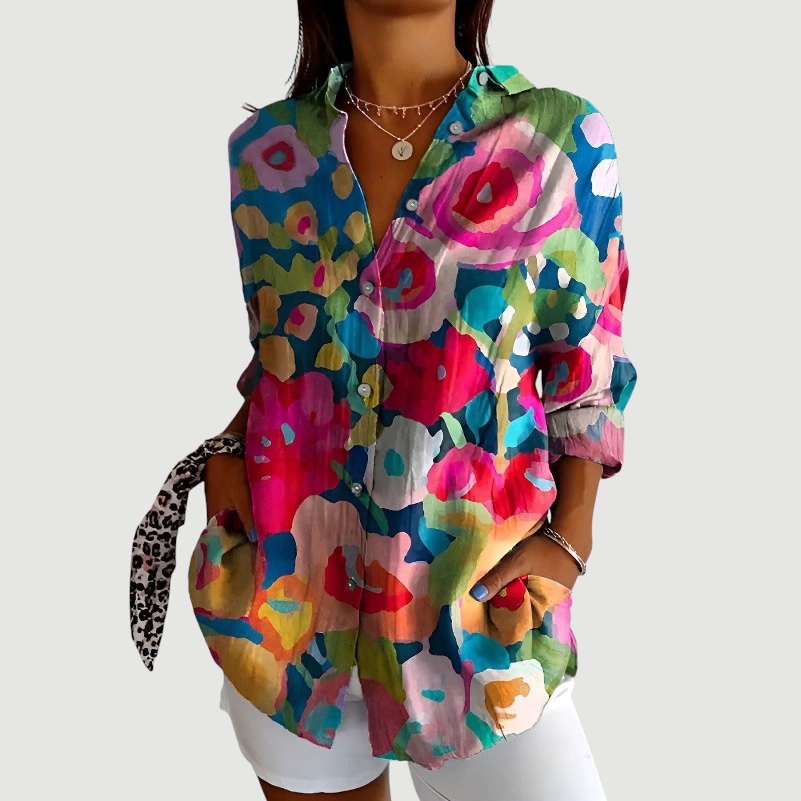 Nora | Bluse med farverigt design