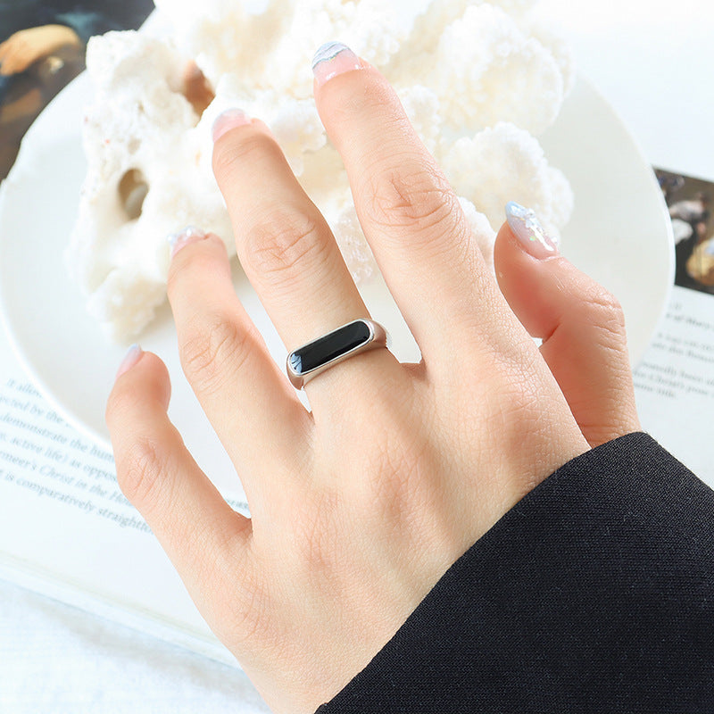 Brenda Ring med Onyx | 18K Guld