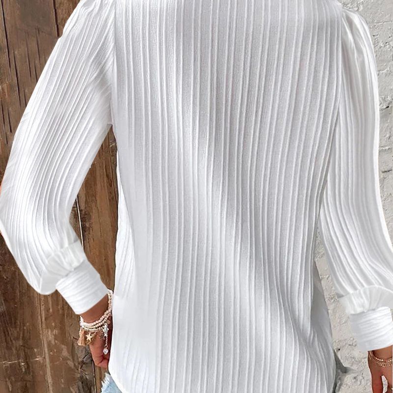 Nora | Bluse Med Blondedetaljer i Chiffon